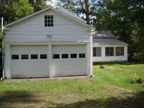 Exterior - 1441 E Main St, Poultney, VT 05764 photo 4 of 9