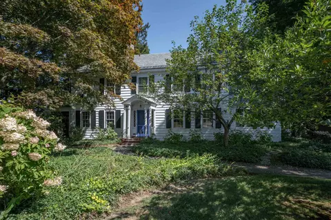 73 Berkeley St, Nashua, NH 03064