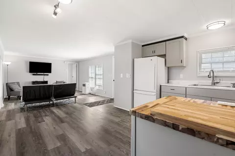 124 Whip-poor-will St, Seabrook, NH 03874