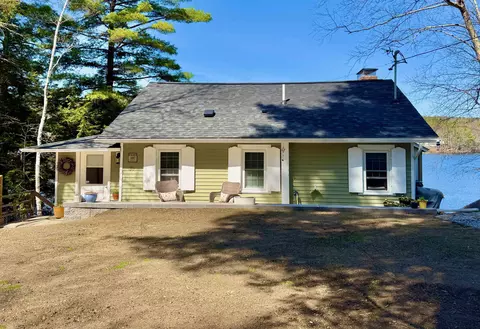 35 Greenwood Rd, Amherst, NH 03031