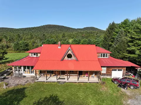 143 Biddle Rd, Lincoln, VT 05443