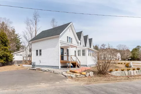 383 Owl St, Campton, NH 03223