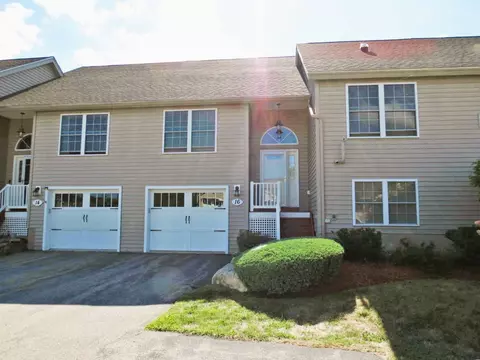 16 Autumn Ln #C, Hampstead, NH 03826