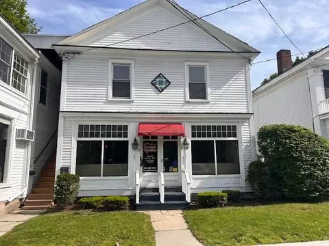 626 Main St, Bennington, VT 05201