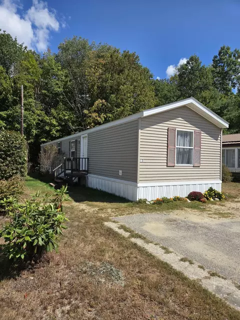 15 Mayhew Rd, Campton, NH 03223