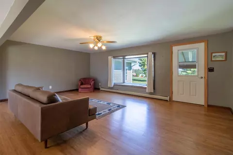 Living - 3041 Cross Rd, Jay, VT 05859 photo 2 of 5