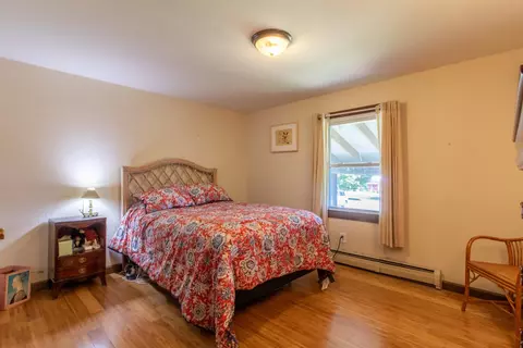 Bedroom - 3041 Cross Rd, Jay, VT 05859 photo 3 of 7