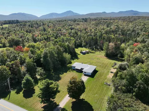3041 Cross Rd, Jay, VT 05859