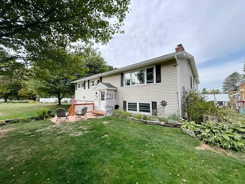 28 Ridgewood Ter, Barre, VT 05641