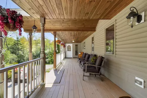Exterior - 288 Cedar Ln, Peru, VT 05152 photo 6 of 12