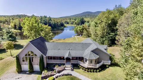 288 Cedar Ln, Peru, VT 05152