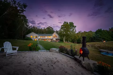 Exterior - 288 Cedar Ln, Peru, VT 05152 photo 3 of 12