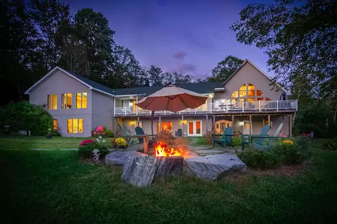 Exterior - 288 Cedar Ln, Peru, VT 05152 photo 5 of 12