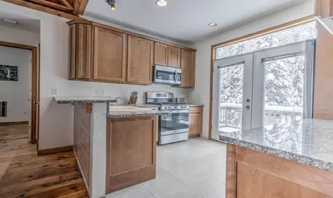 Kitchen - 288 Cedar Ln, Peru, VT 05152 photo 5 of 5