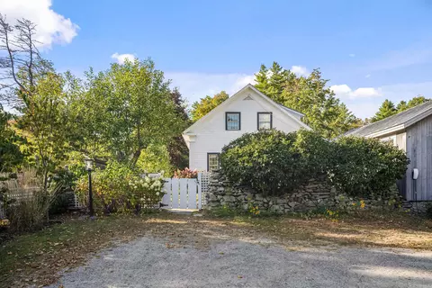 3715 Route 11, Londonderry, VT 05148