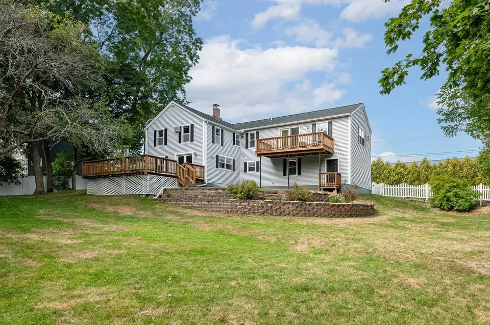 Exterior - 51 Granite St, Portsmouth, NH 03801 photo 8 of 10
