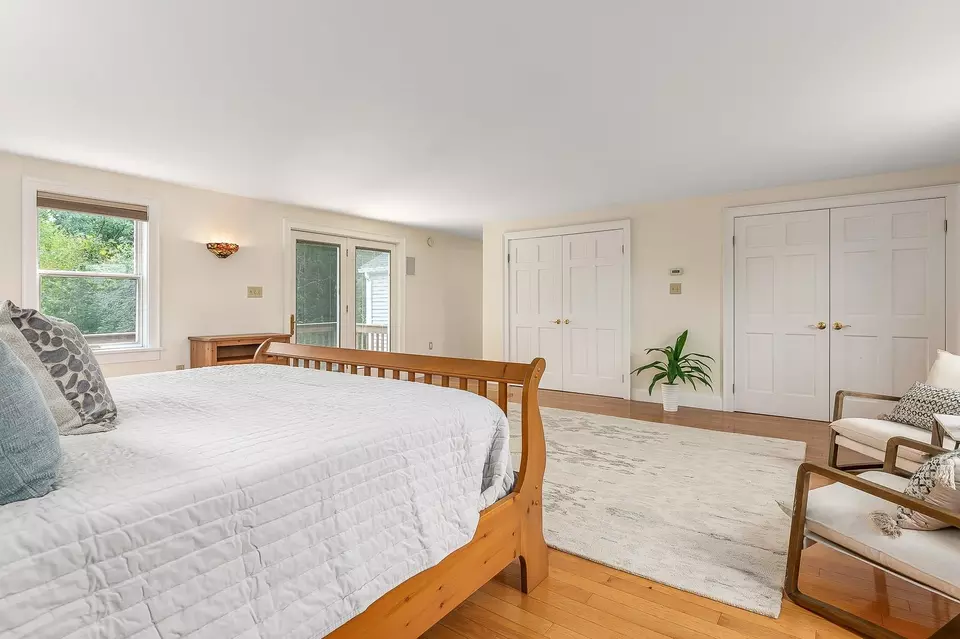Bedroom - 51 Granite St, Portsmouth, NH 03801 photo 3 of 11