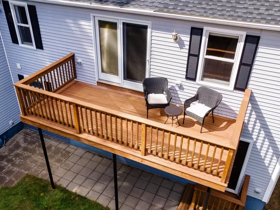 Exterior - 51 Granite St, Portsmouth, NH 03801 photo 2 of 10