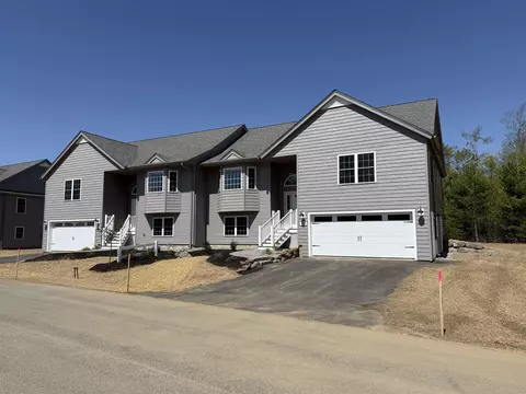 1 Connor Ct # B, Epping, NH 03042
