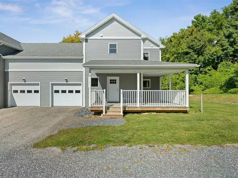 71 Hefflon Ln, Saint Albans, VT 05478