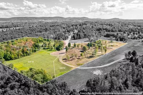 15 Ellsworth Dr, Swanton, VT 05488