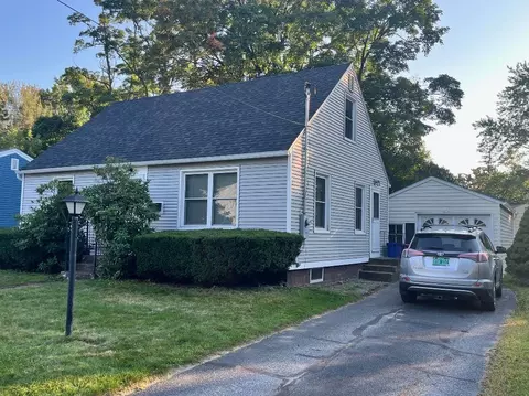 16 Seneca Ave, Essex Junction, VT 05452