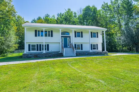 27 Owls Head Hill Ln, Dorset, VT 05251