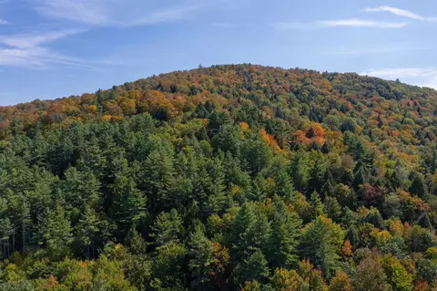 00 Howe Hill Rd #2, Sharon, VT 05068