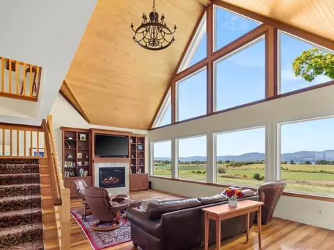 2493 Lake St, Addison, VT 05491