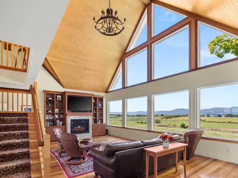 2493 Lake St, Addison, VT 05491