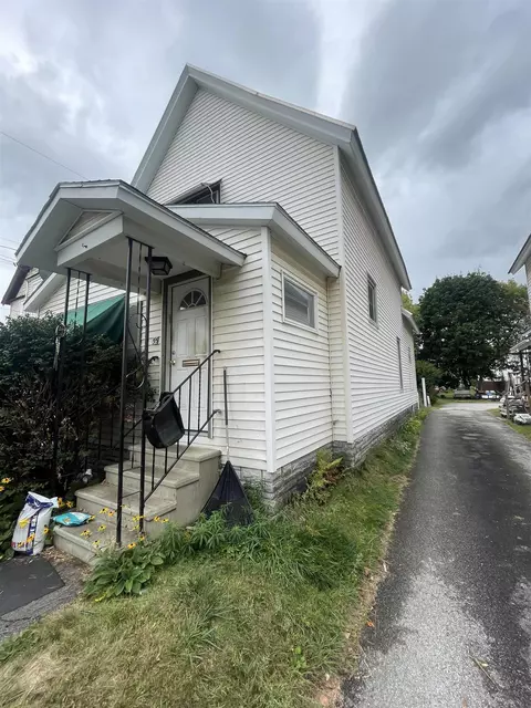 55 Baxter St, Rutland, VT 05701