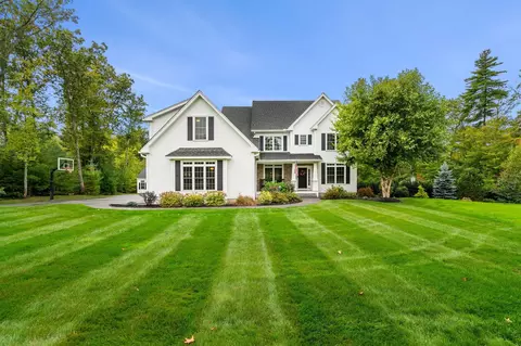 24 Summer Ln, Bow, NH 03304