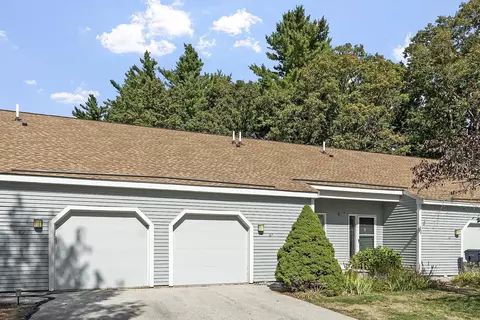 87 Indian Rock Rd, Merrimack, NH 03054