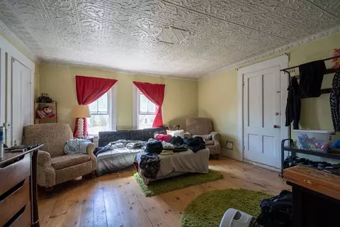 Bedroom - 147 Middle Rd, Deerfield, NH 03037 photo 3 of 10