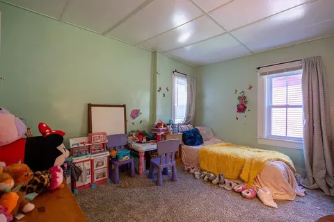 Bedroom - 147 Middle Rd, Deerfield, NH 03037 photo 5 of 10