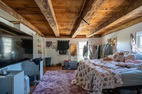 Bedroom - 147 Middle Rd, Deerfield, NH 03037 photo 10 of 10