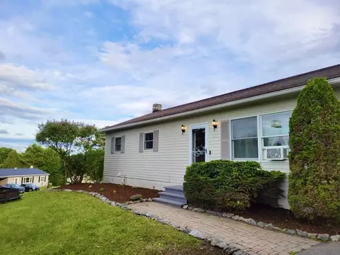 274 Scottsdale Rd, Newport, VT 05855