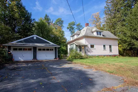 225 Charles St, Lyndonville, VT 05851