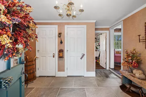 Entry Way - 56 Handle Rd, Dover, VT 05356 photo 1 of 7