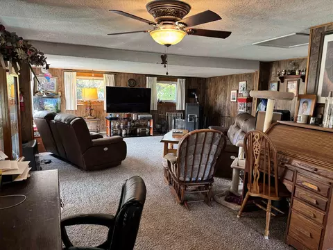 Living - 88 Gillen Ave, Johnson, VT 05656 photo 7 of 10