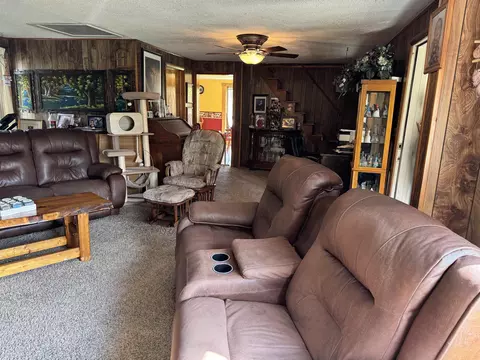 Living - 88 Gillen Ave, Johnson, VT 05656 photo 9 of 10