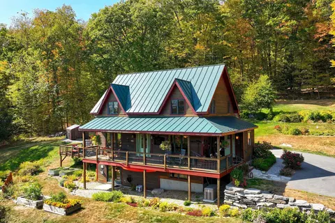 725 Flamstead Rd, Chester, VT 05143