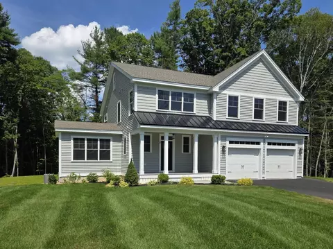12 Washburn Farm Ln #3, Kittery Point, ME 03905