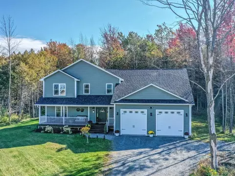 74 Jean Ln, St. Albans Town, VT 05478