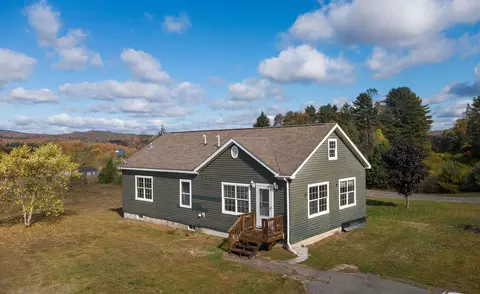 16 Deer Creek Ln, Saint Johnsbury, VT 05819
