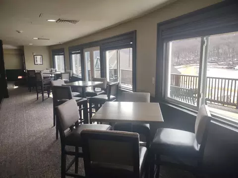Dining - 228 E Mountain Rd #DA DUP GRAND HOTEL 152 II (G, Killington, VT 05751 photo 6 of 6