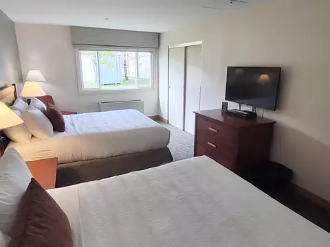 Bedroom - 228 E Mountain Rd #DA DUP GRAND HOTEL 152 II (G, Killington, VT 05751 photo 6 of 6