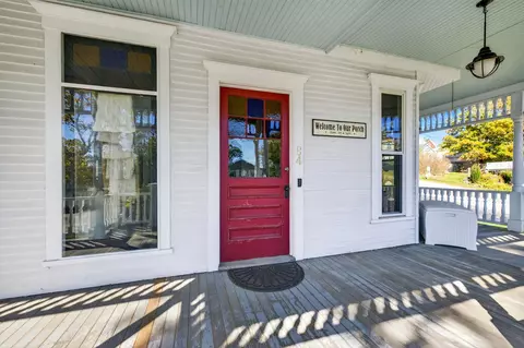 Exterior - 84 E Broadway St, Derry, NH 03038 photo 8 of 11