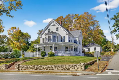84 E Broadway St, Derry, NH 03038