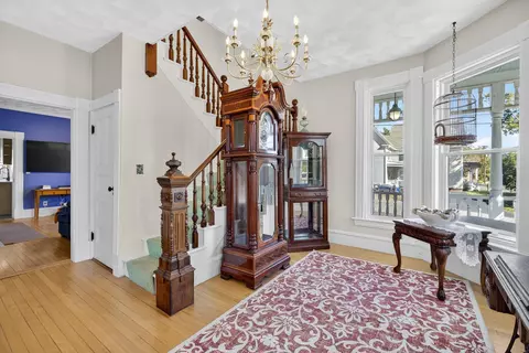 Entry Way - 84 E Broadway St, Derry, NH 03038 photo 4 of 5